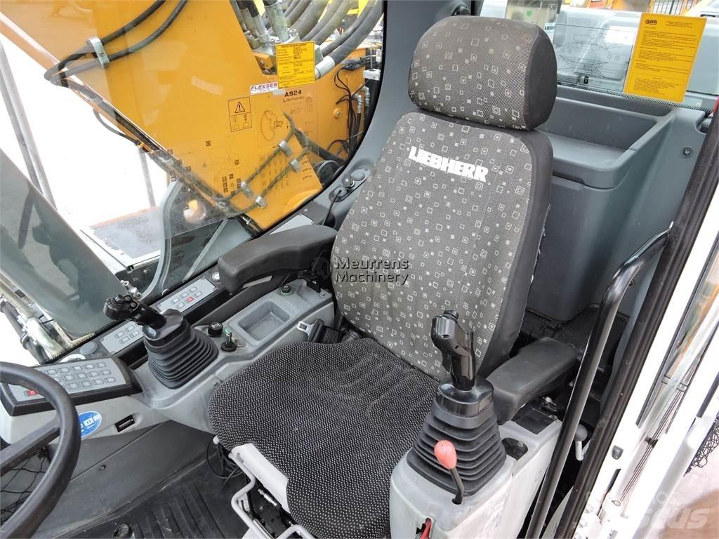 Liebherr A924 Mobilbagger