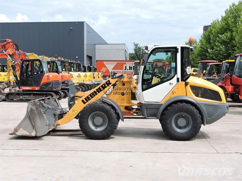 Liebherr L508 + FORK Radlader
