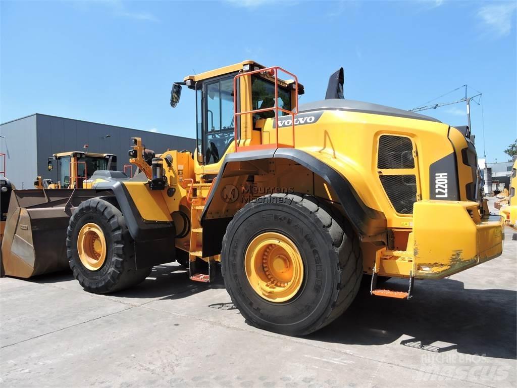 Volvo L220H Radlader