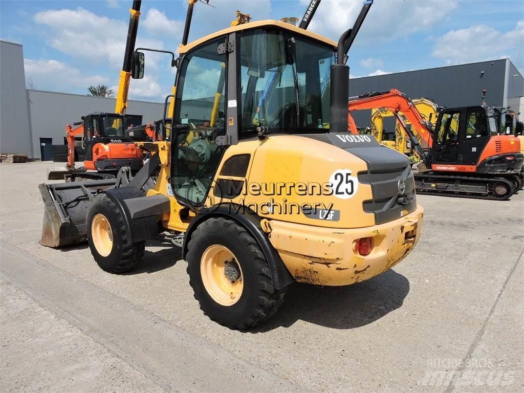 Volvo L25F + Fork Radlader