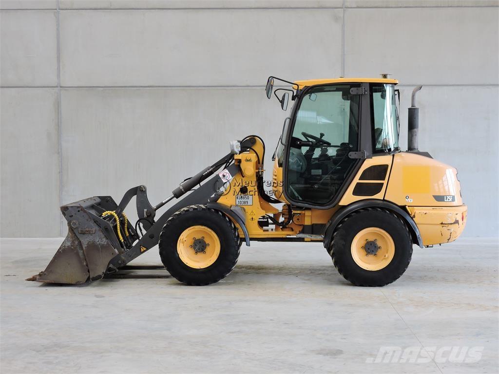 Volvo L25F + FORK Radlader