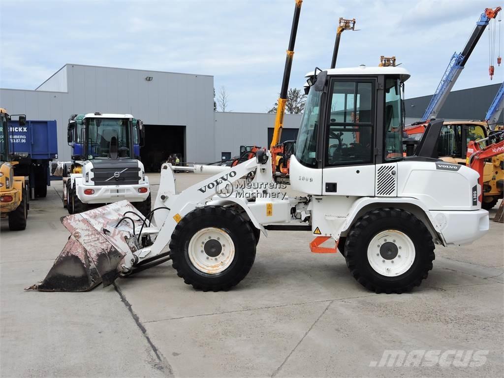 Volvo L30G + FORK Radlader