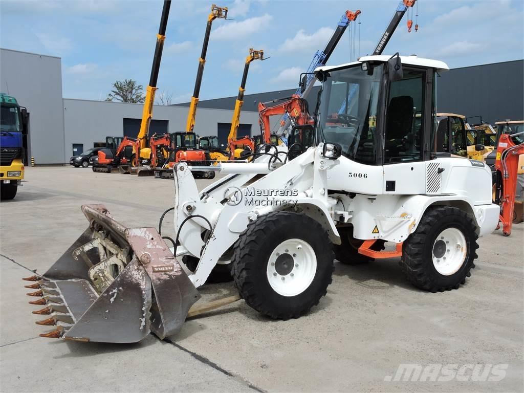 Volvo L30G + FORK Radlader