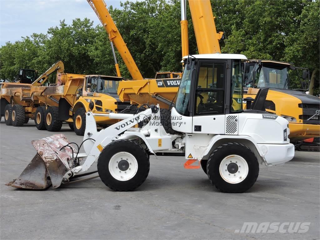 Volvo L30G + FORK Radlader