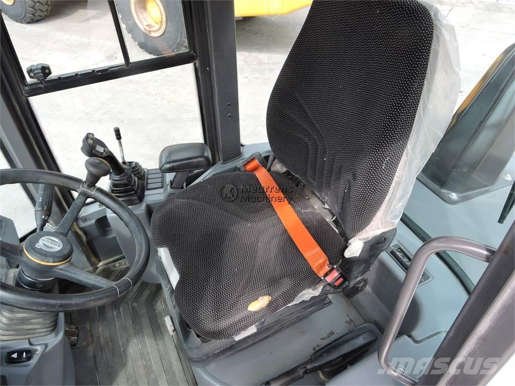 Volvo L30G + FORK Radlader
