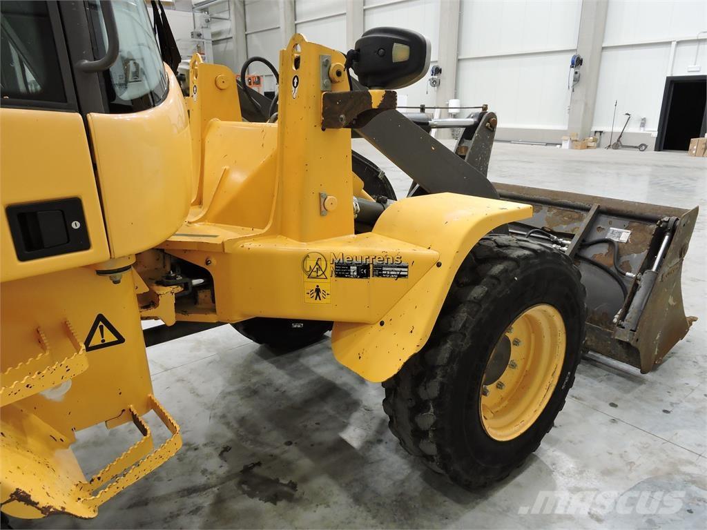 Volvo L30G + FORK Radlader