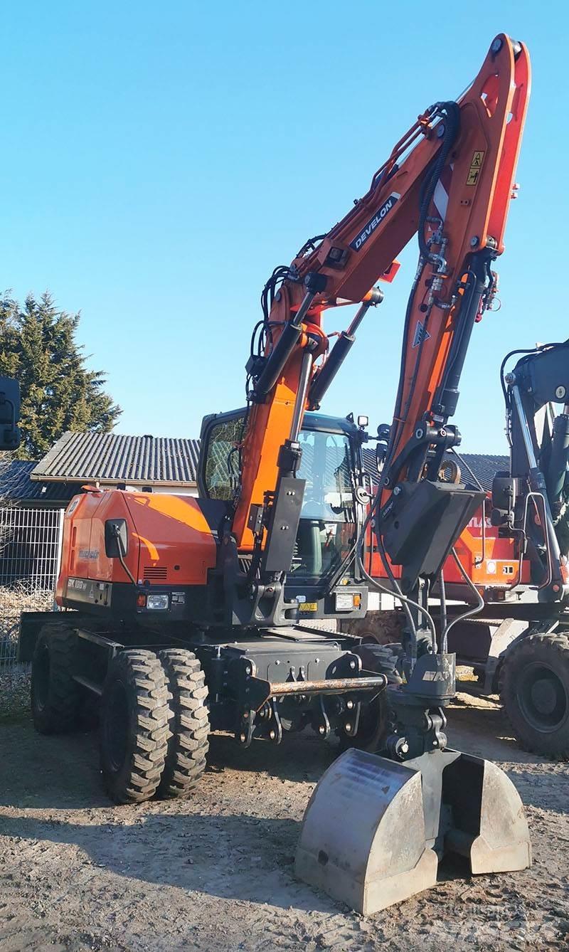 Develon DX 100 W-7 Mobilbagger