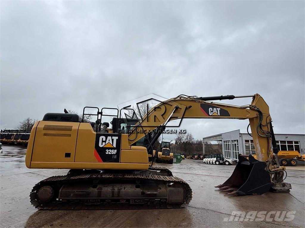 CAT 326 F LN Raupenbagger