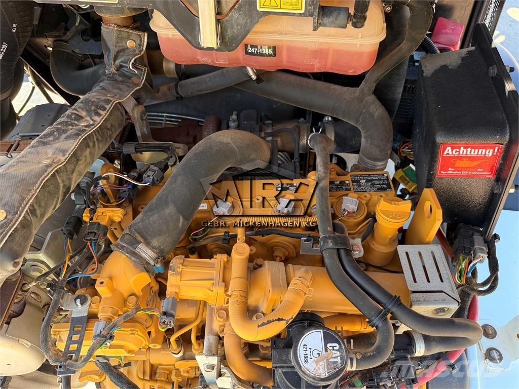 CAT 908M Radlader