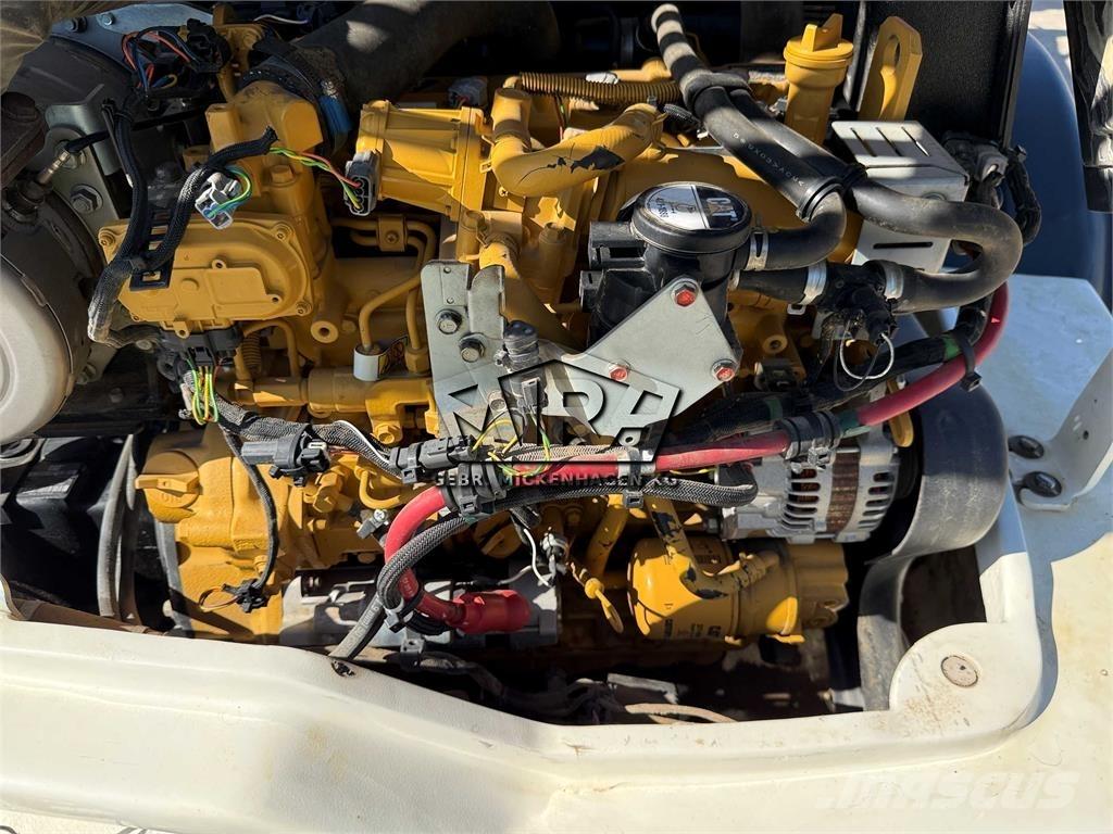CAT 908M Radlader