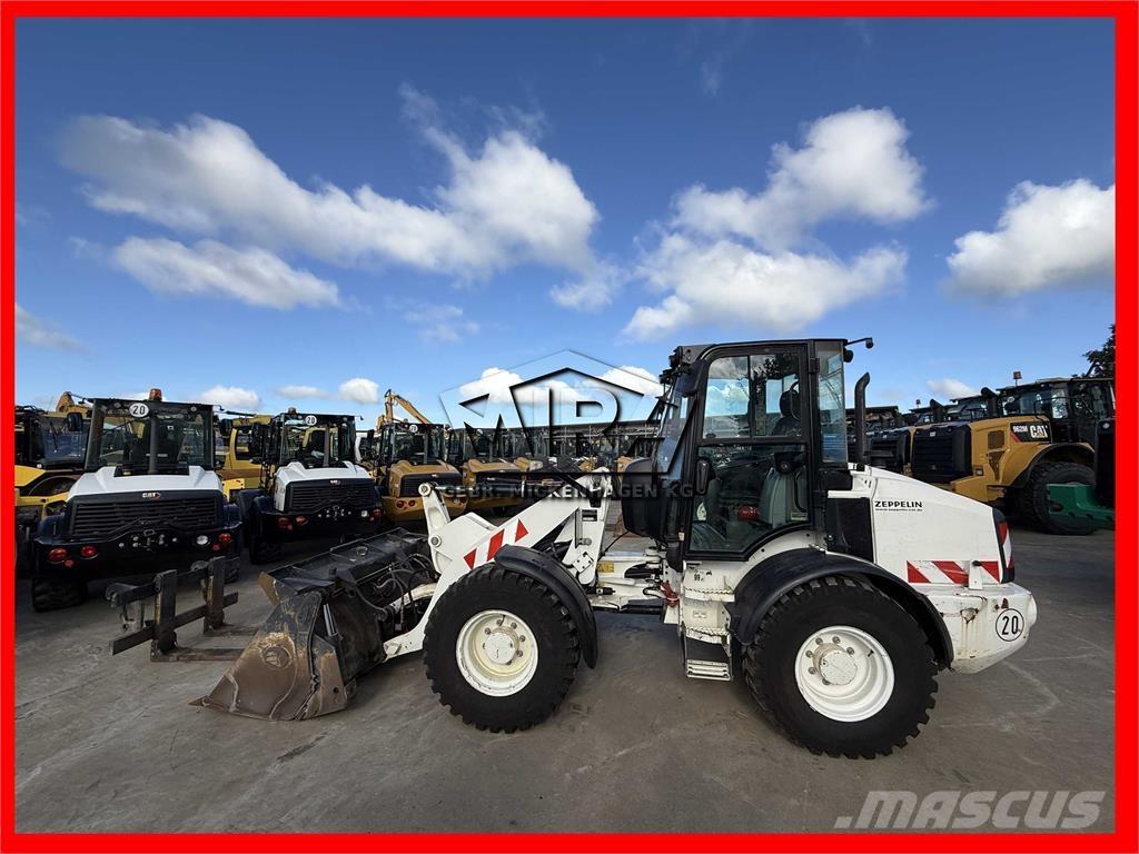 CAT 908M Radlader