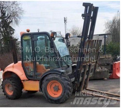 Ausa CH 250 Allrad Geländestapler