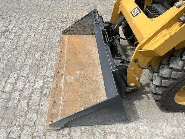 CAT 242D Sonstige Baumaschinen