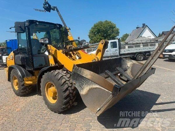 CAT 906 Radlader