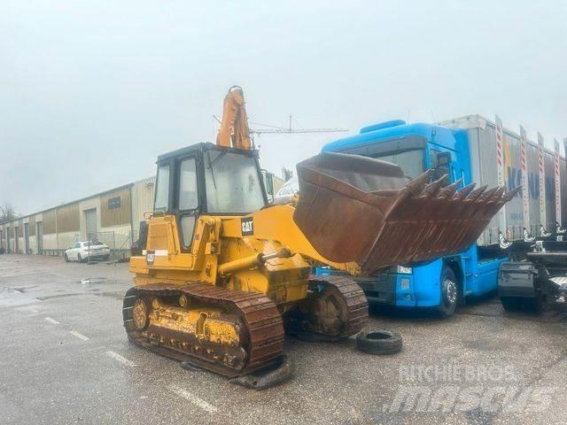 CAT 953 Bulldozer