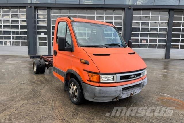 Iveco 35C12 4x2 Andere Transporter