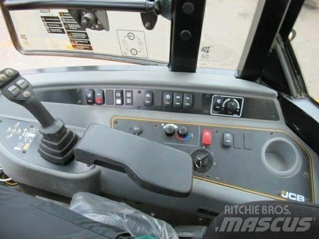 JCB TM220 Agri Hoflader