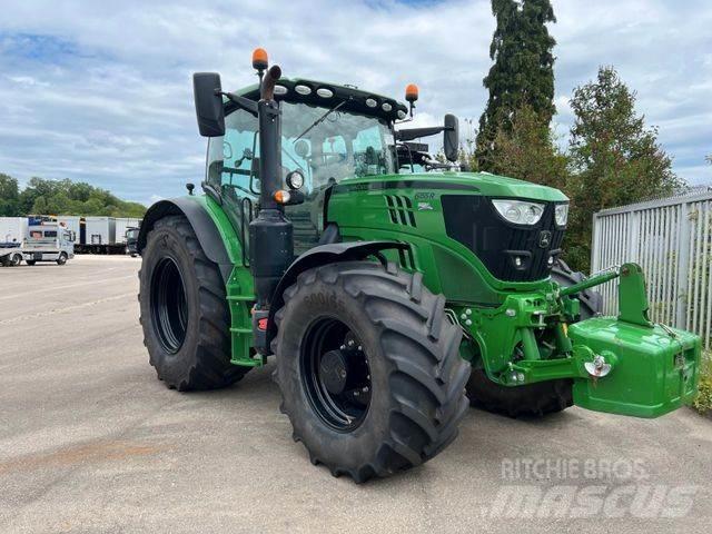 John Deere 6155 R Traktoren