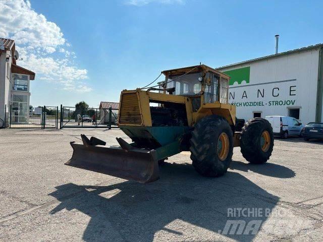 LKT 120 4x4 VIN 983 Harvester