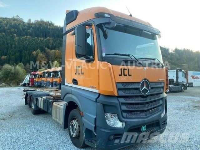 Mercedes-Benz 2542 Wechselfahrgestell