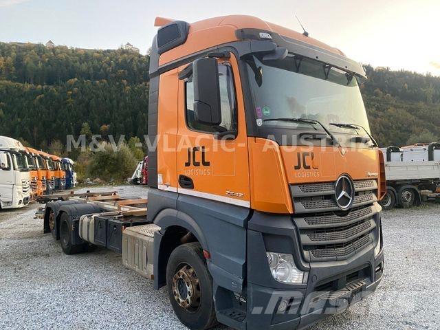 Mercedes-Benz 2542 Wechselfahrgestell