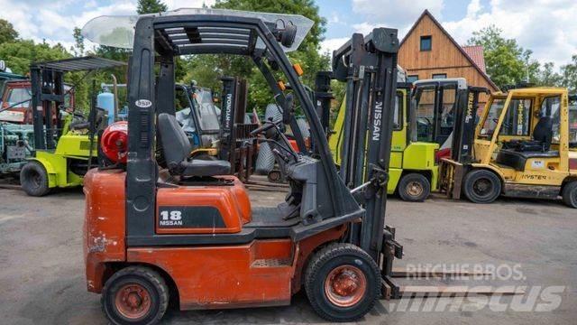 Nissan 18 LPG heftrucks