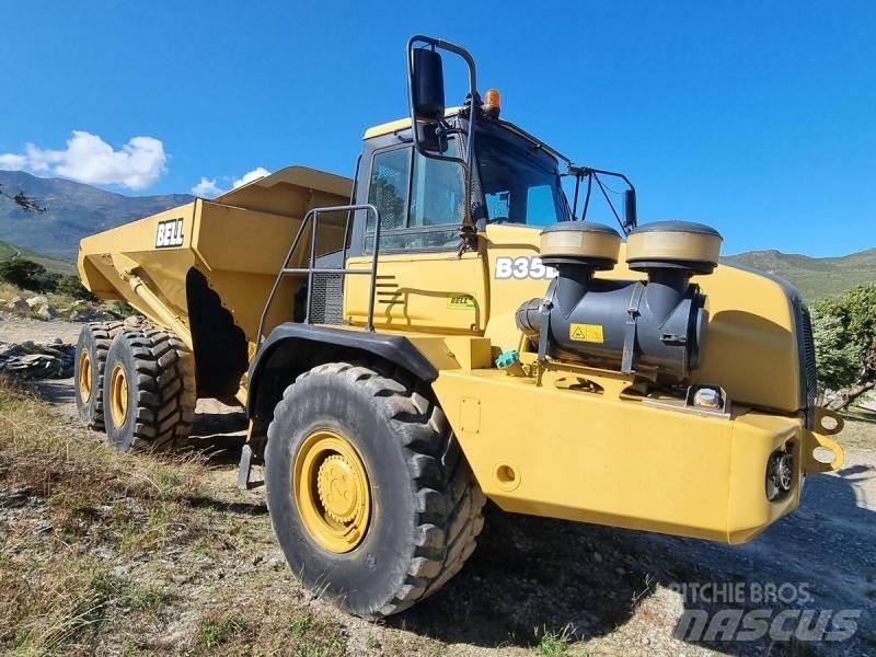 Bell B35D Dumper - Knickgelenk