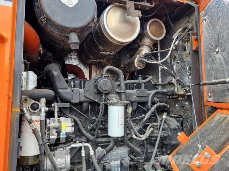 Doosan DL300 Radlader