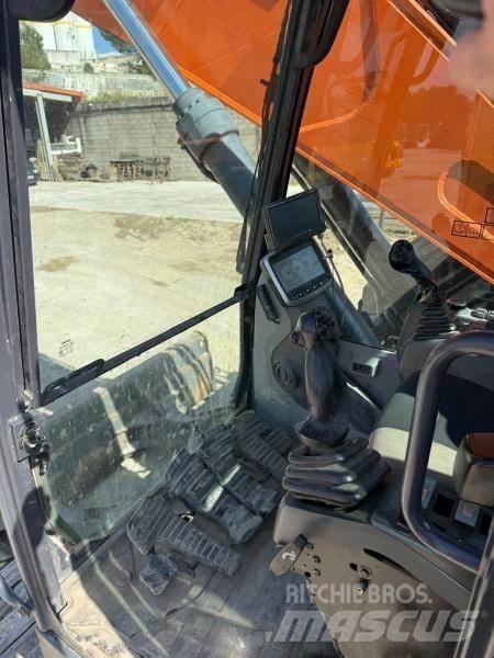 Doosan DX235LCR Raupenbagger