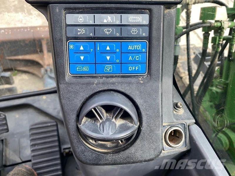 Komatsu PC138-8 Raupenbagger