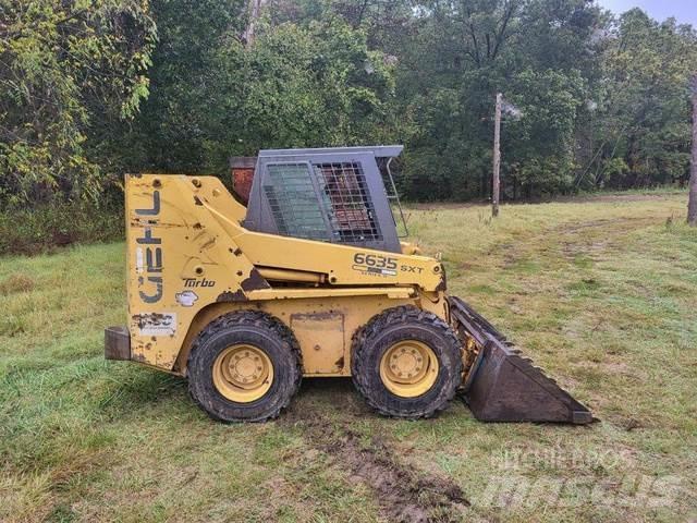 Gehl 6635 SXT Sonstige Baumaschinen