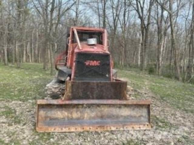 KMC 210-CA Skidder Sonstige Baumaschinen