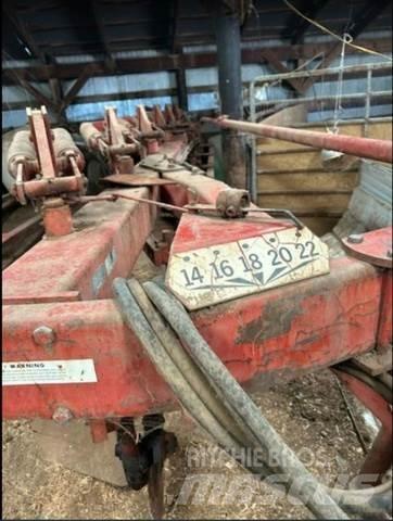 White 598 Plow Sonstige Baumaschinen