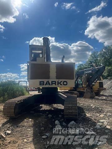 Barko 275E Gelenkausleger Lader