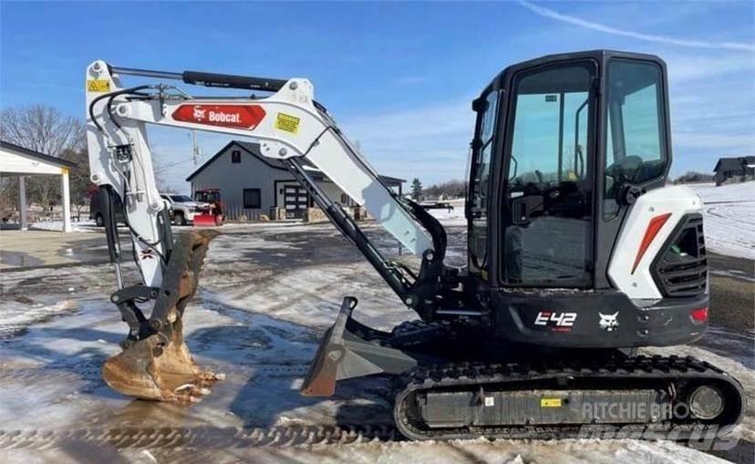 Bobcat E42 Minibagger < 7t