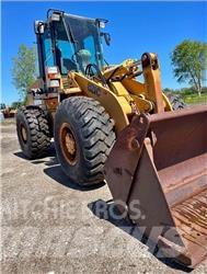 CASE 621C Radlader