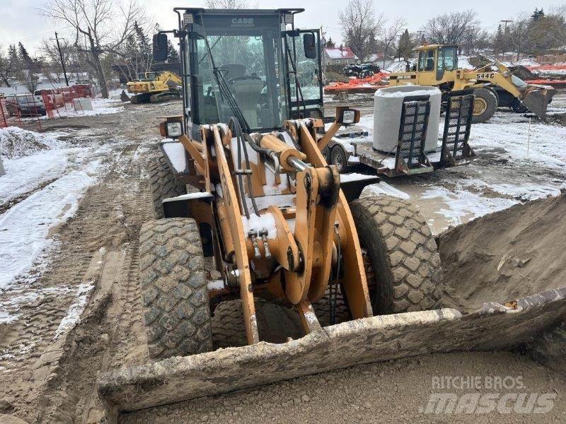 CASE 721D Radlader