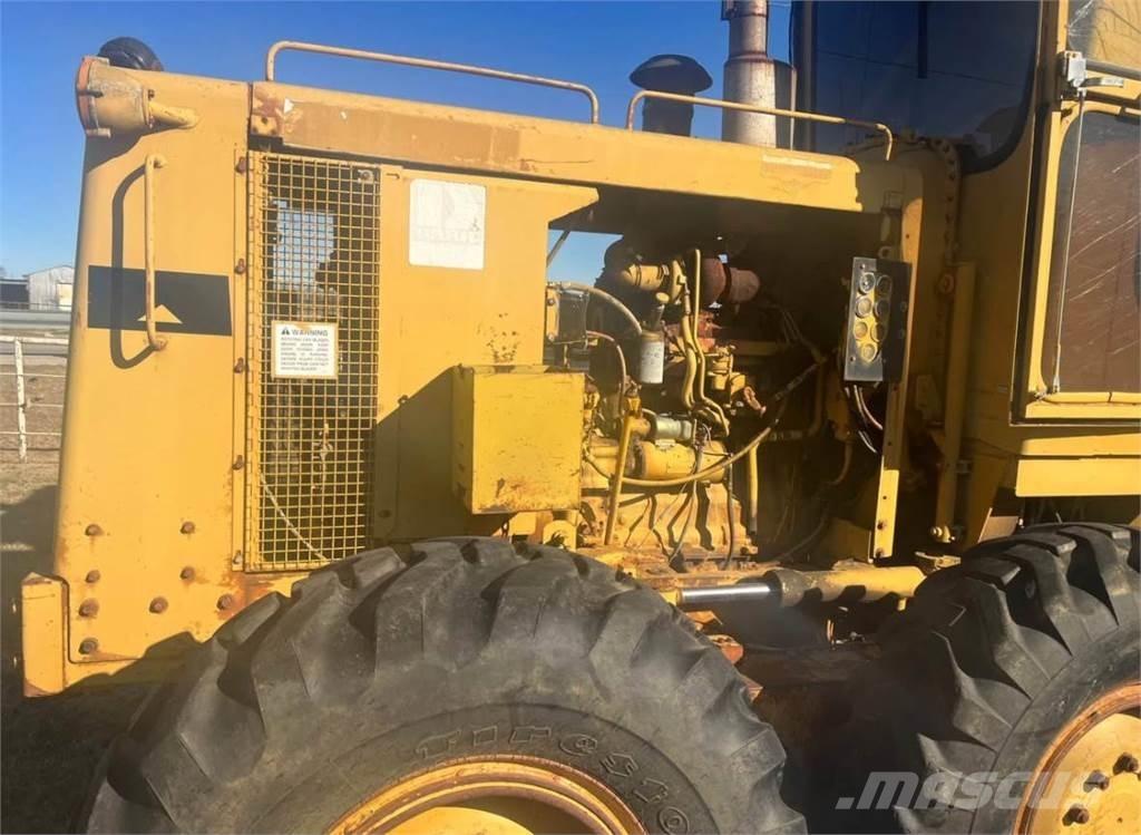 CAT 130G Grader