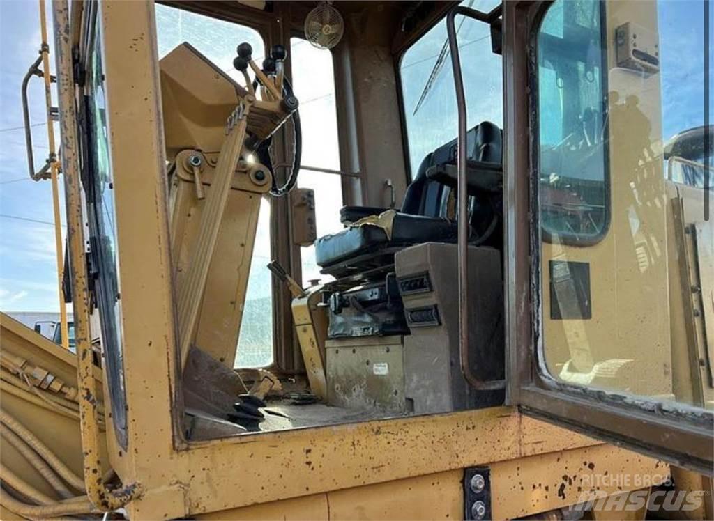 CAT 140G Grader