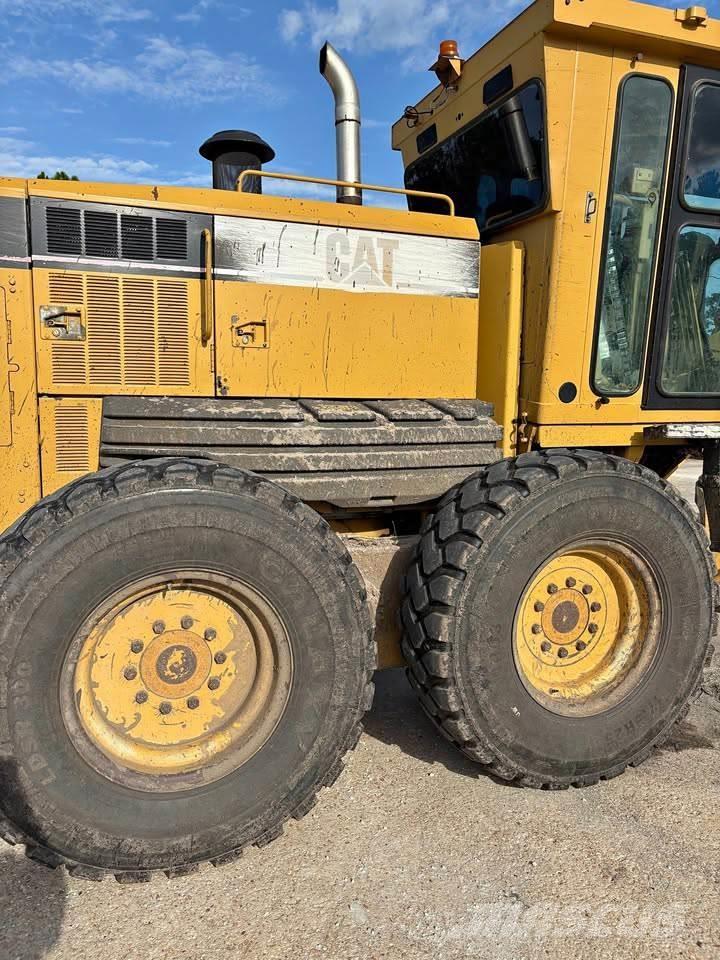 CAT 140H Grader