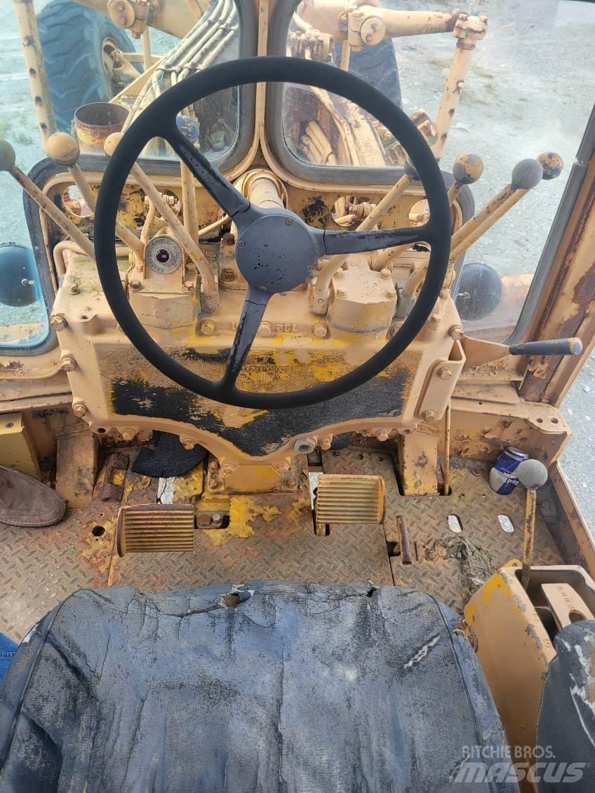 CAT 14E Grader