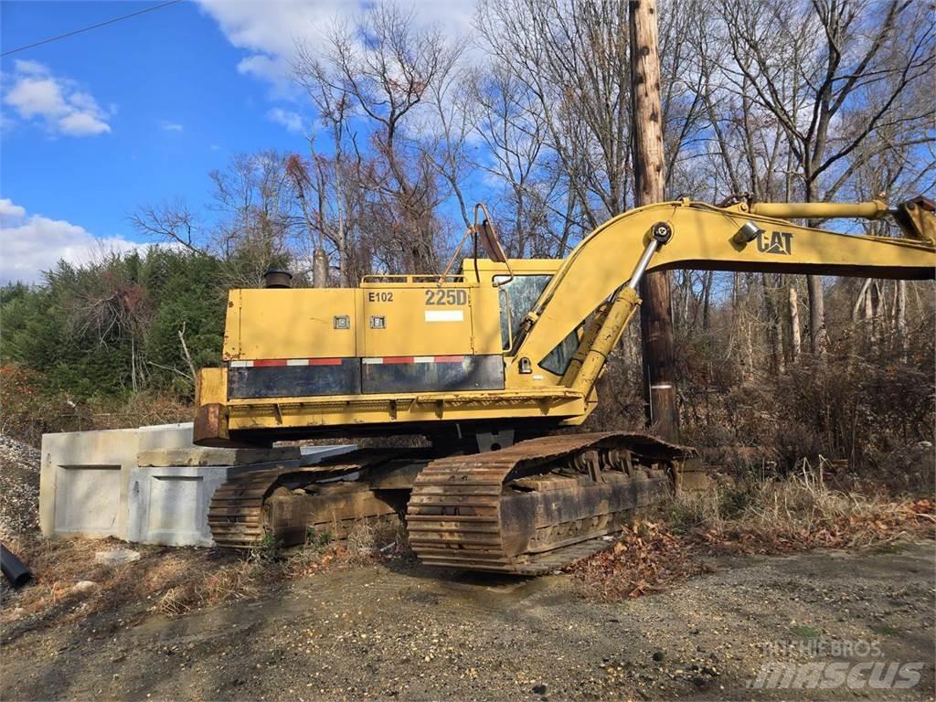 CAT 225D Raupenbagger