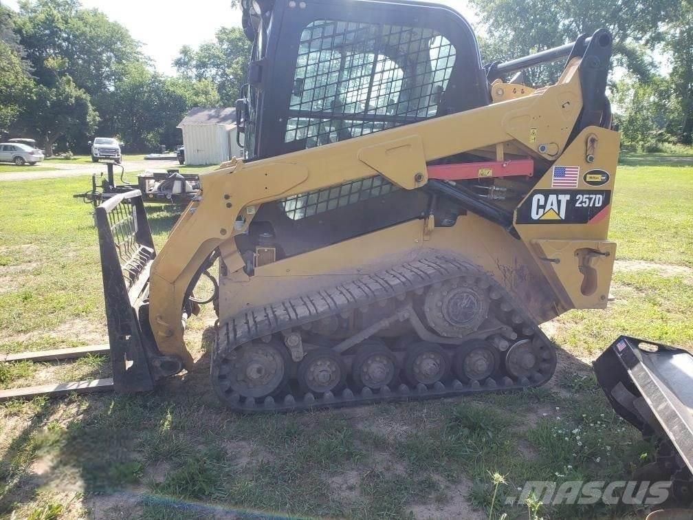 CAT 257D Kompaktlader