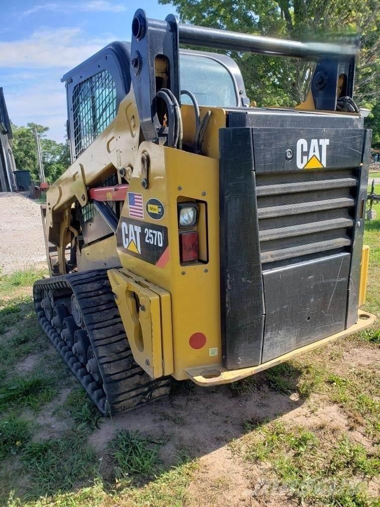 CAT 257D Kompaktlader