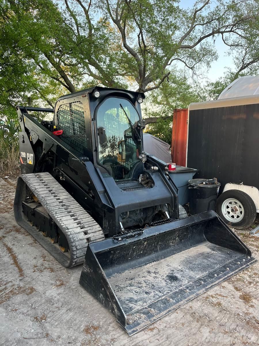 CAT 299D2 Kompaktlader