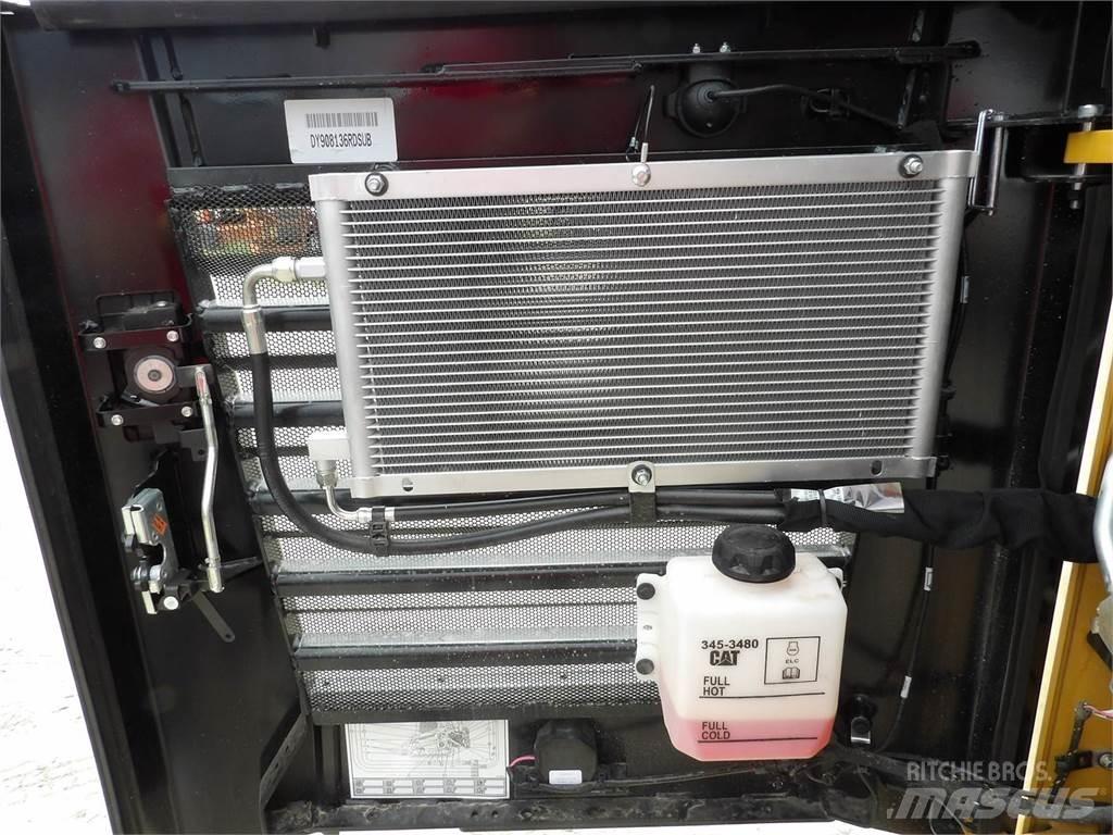 CAT 299D3 Kompaktlader