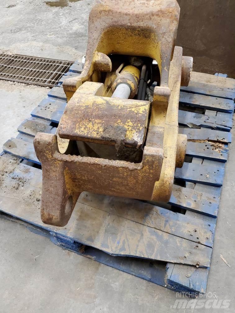 CAT 320DL Schnellwechsler