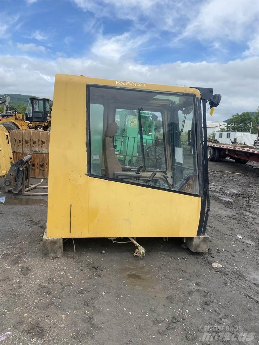 CAT 365 Kabinen