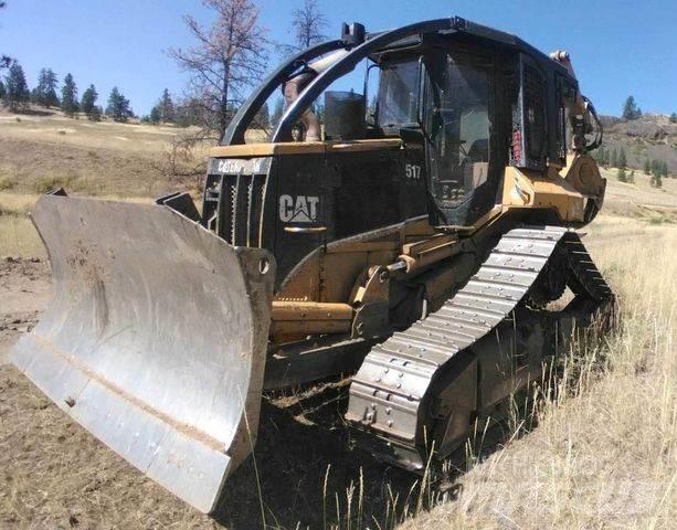 CAT 517 Stammholzschlepper