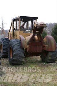 CAT 518 Stammholzschlepper
